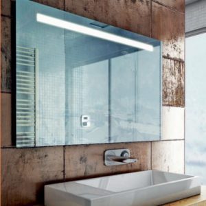 מראה עם פס תאורת לד עילי פונדו במידות 120X65,100X65,70X55
